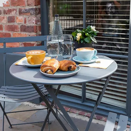 The Lawrance Luxury -