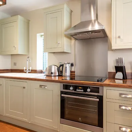 The Lawrance Luxury - 4*