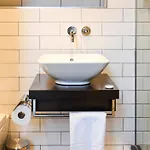 The Lawrance Luxury - Apart Otel 4*