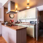 The Lawrance Luxury - York