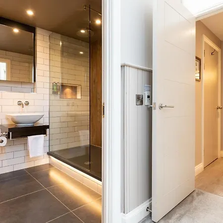 Aparthotel The Lawrance Luxury - 4*