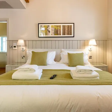 The Lawrance Luxury - Aparthotel