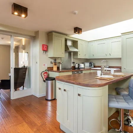 Aparthotel The Lawrance Luxury - 4*