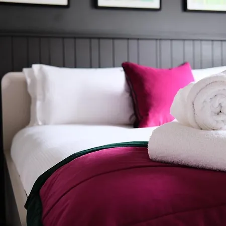 The Lawrance Luxury -