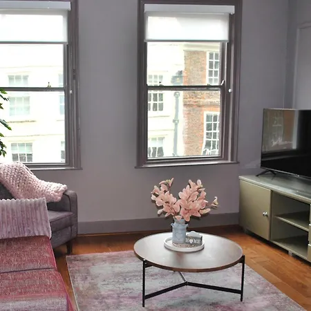 The Lawrance Luxury - York