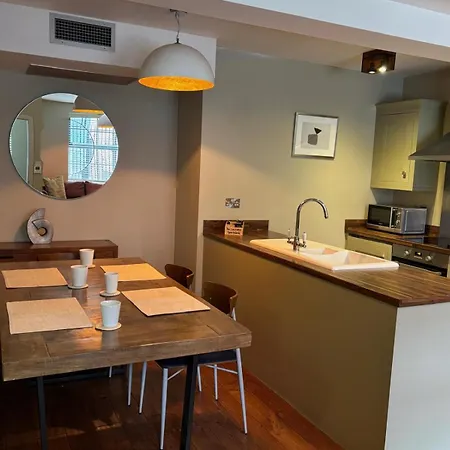 The Lawrance Luxury - 4* York