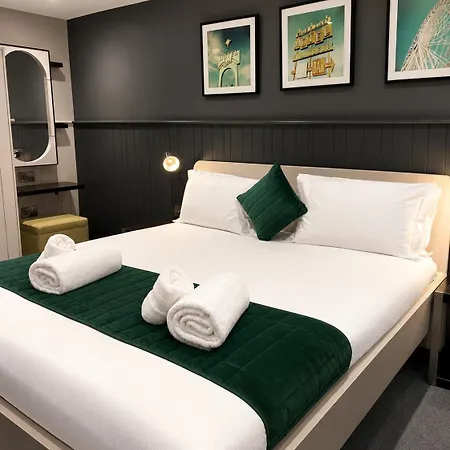 The Lawrance Luxury - 4* יורק