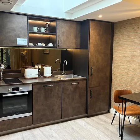 The Lawrance Luxury -