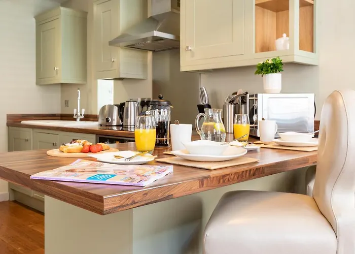 公寓式酒店 劳伦斯奢华公寓 - 4*