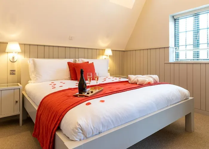 劳伦斯奢华公寓 - 约克