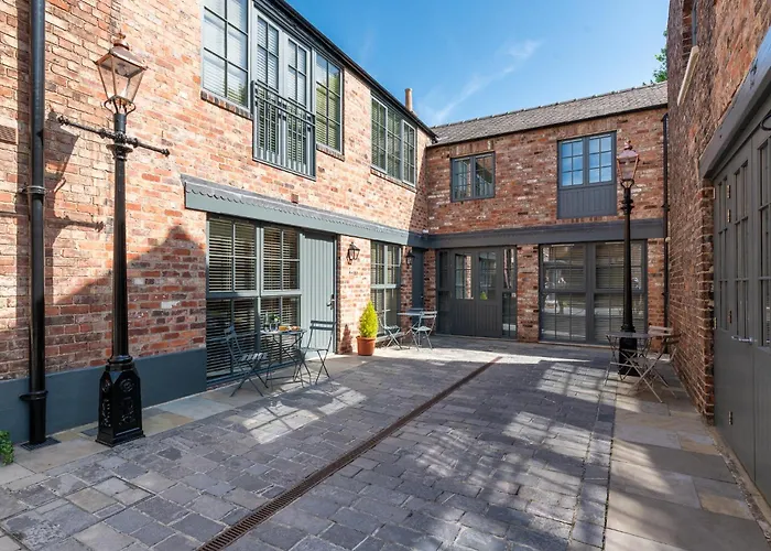 劳伦斯奢华公寓 -