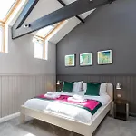 The Lawrance Luxury - 4*