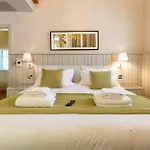 The Lawrance Luxury - Aparthotel