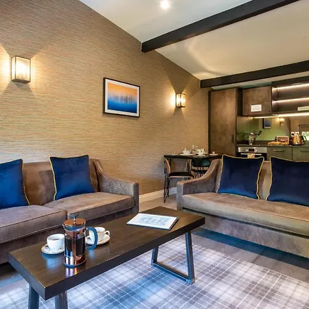 The Lawrance Luxury - Apartahotel 4*